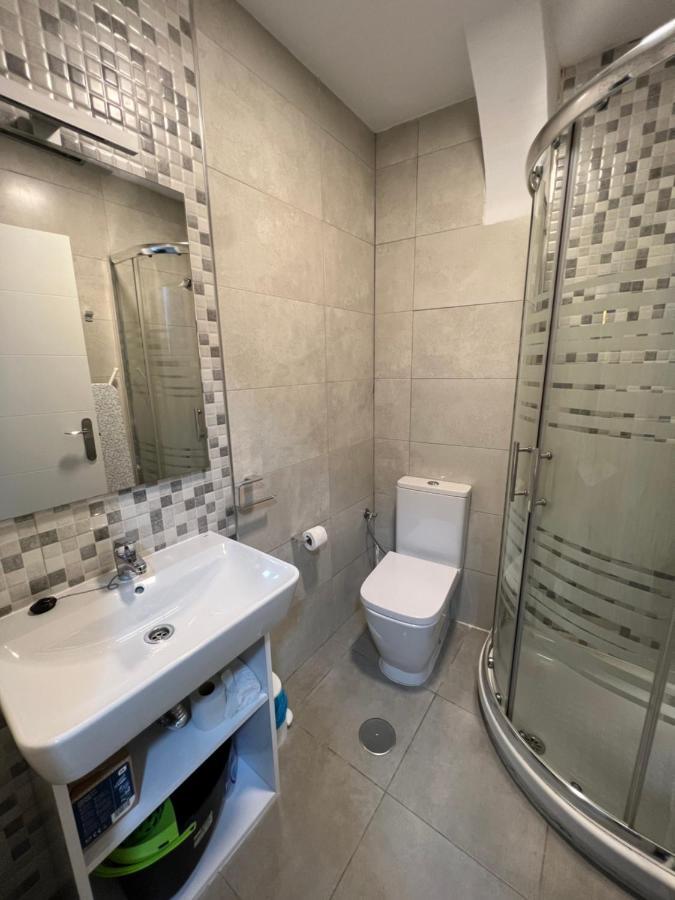 Apartamentos Royal Urban Granada Bagian luar foto