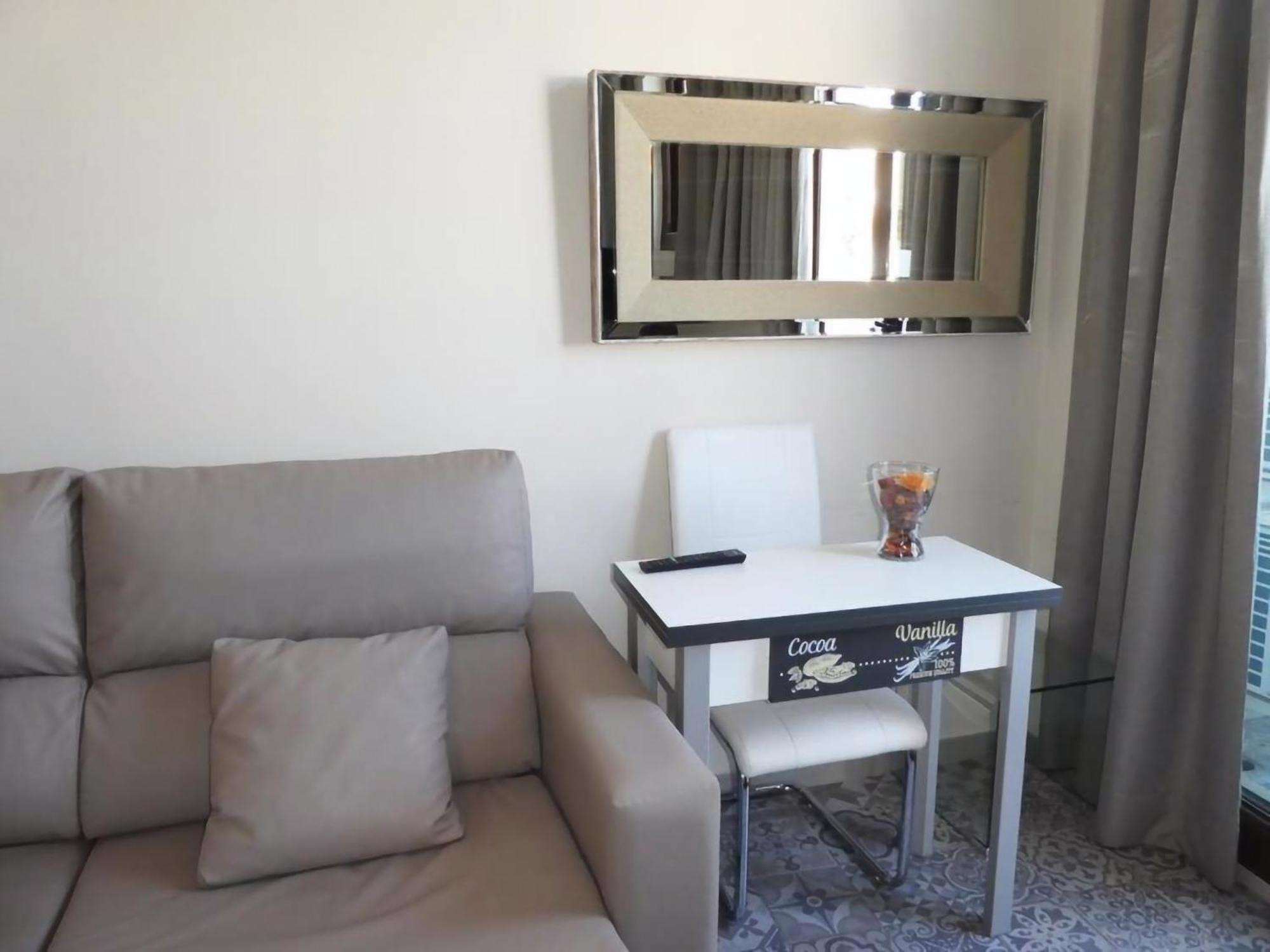 Apartamentos Royal Urban Granada Bagian luar foto